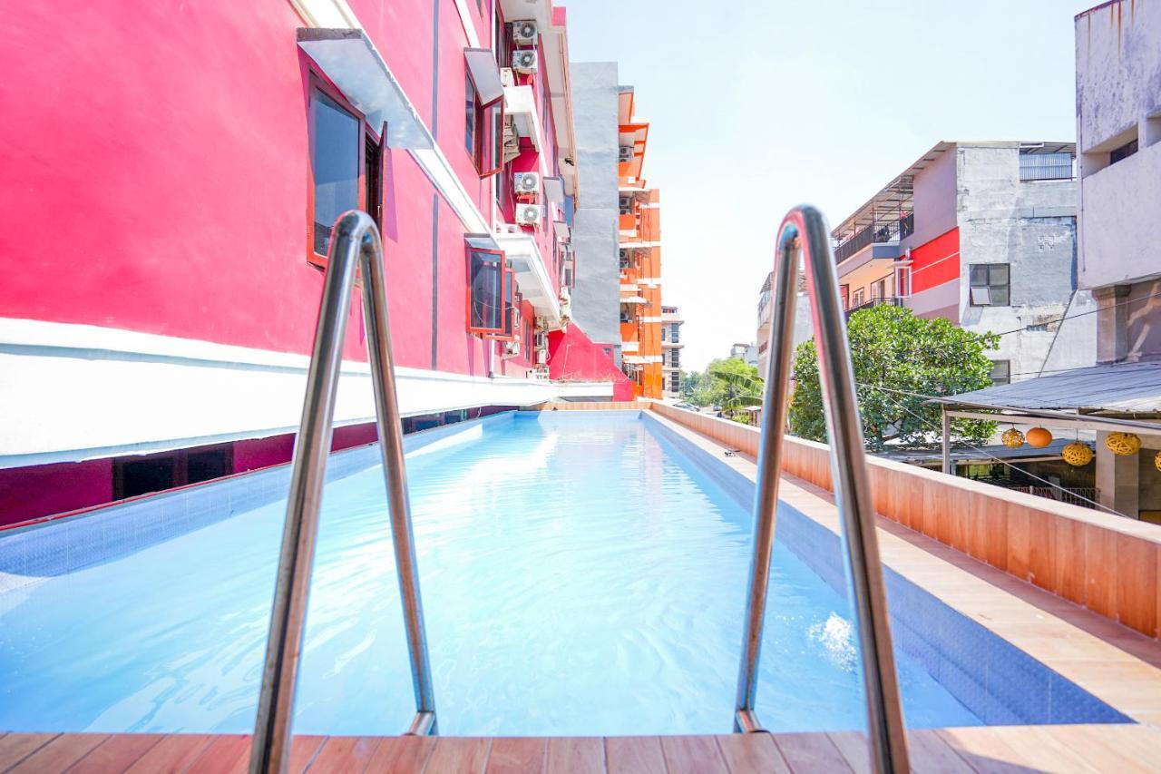 Collection O 1112 Comfitel Siwalankerto Aa4 Hotel Surabaya Buitenkant foto